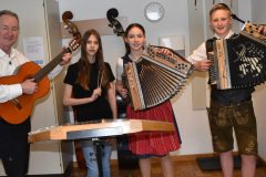 Übertrittsprüfungen - Gitarre - Volksmusik